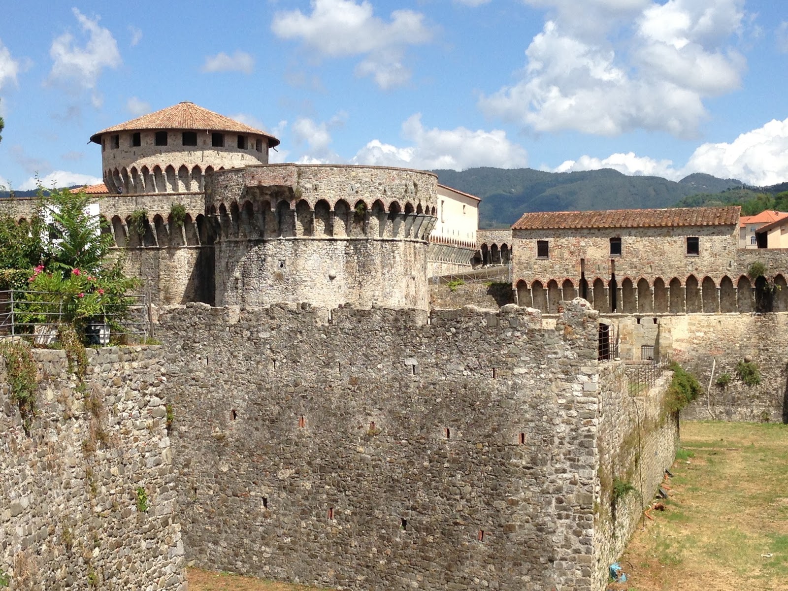 CAMIRTW: Lerici, Sailing The Mediterraneo