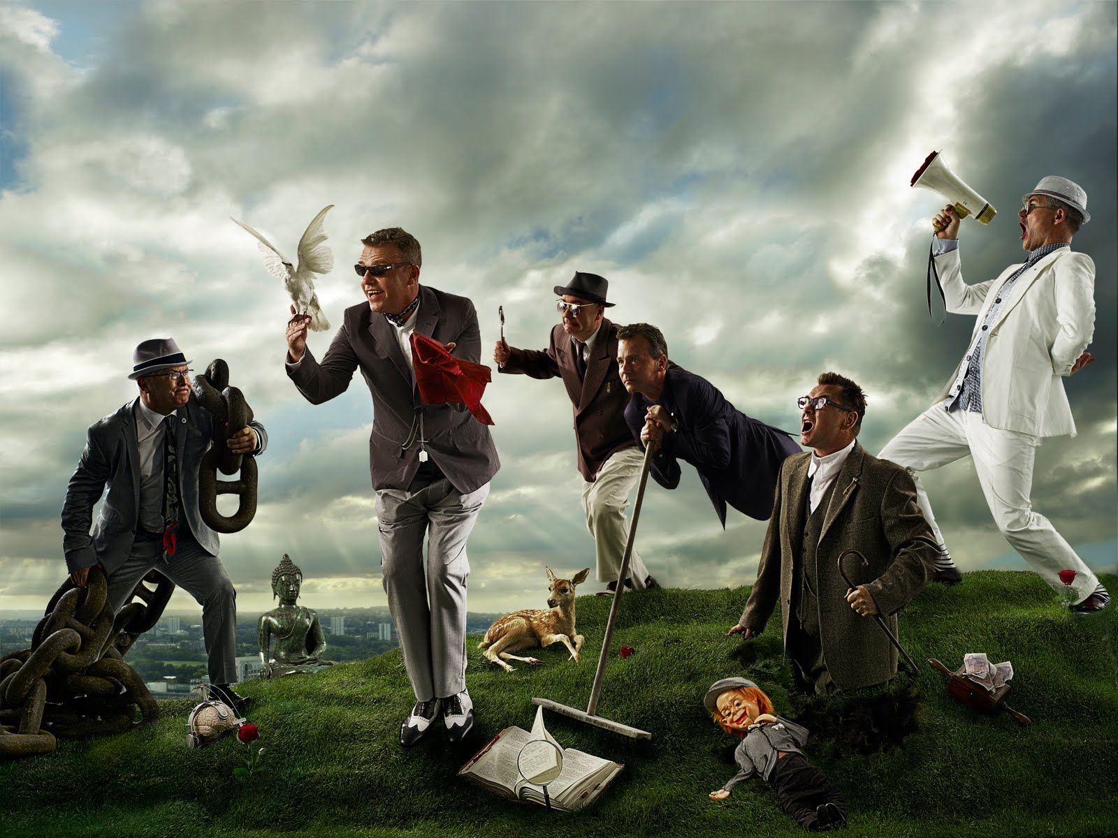 Madness House Of Fun Weekender: MADNESS UNVEIL THEIR BRAND NEW UNTITLED ALBUM EXCLUSIVELY AT THE ...