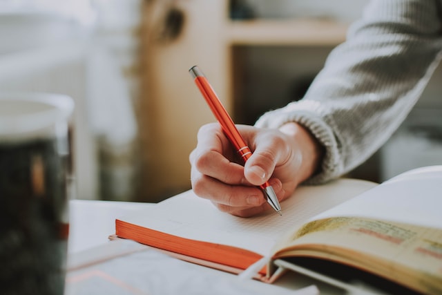 Tall Tale Definition And Tips For Writing It - 4 Presentation