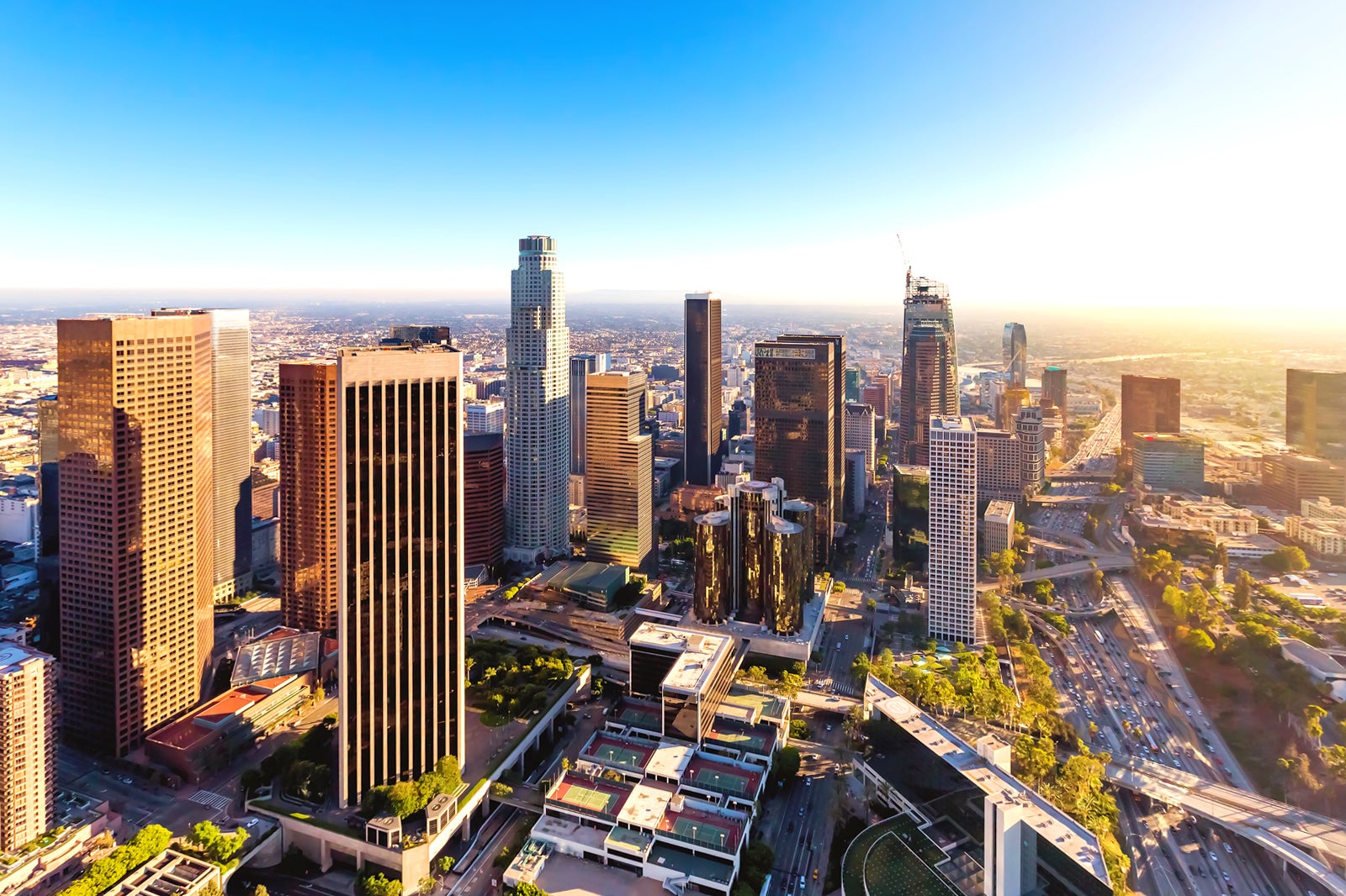Downtown Los Angeles - Explore The Heart And Soul Of LA&#39;s Central Commercial And Business...