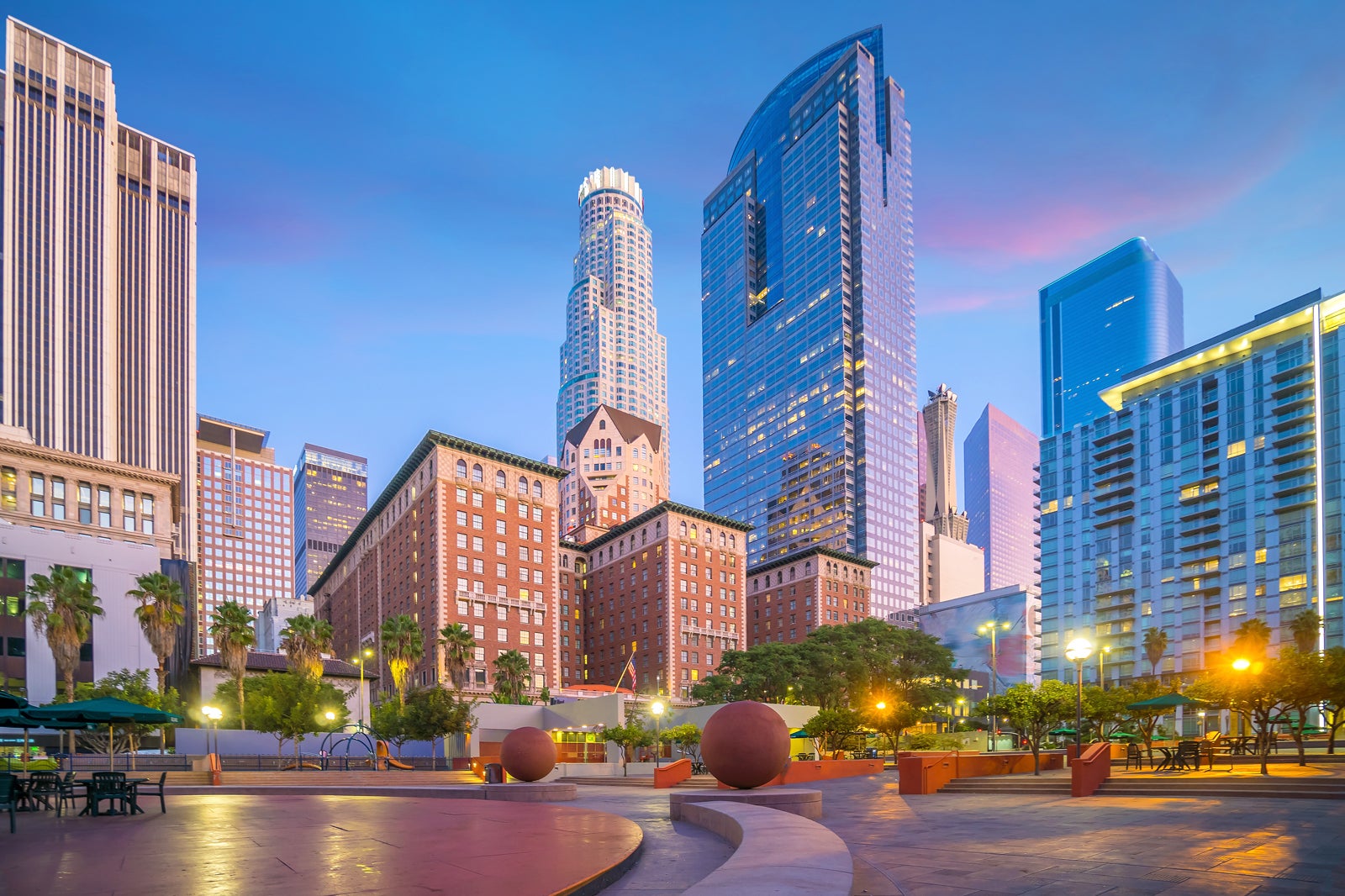 City Centre Los Angeles - Explore The Heart And Soul Of LA&#39;s Central Commercial And Business...