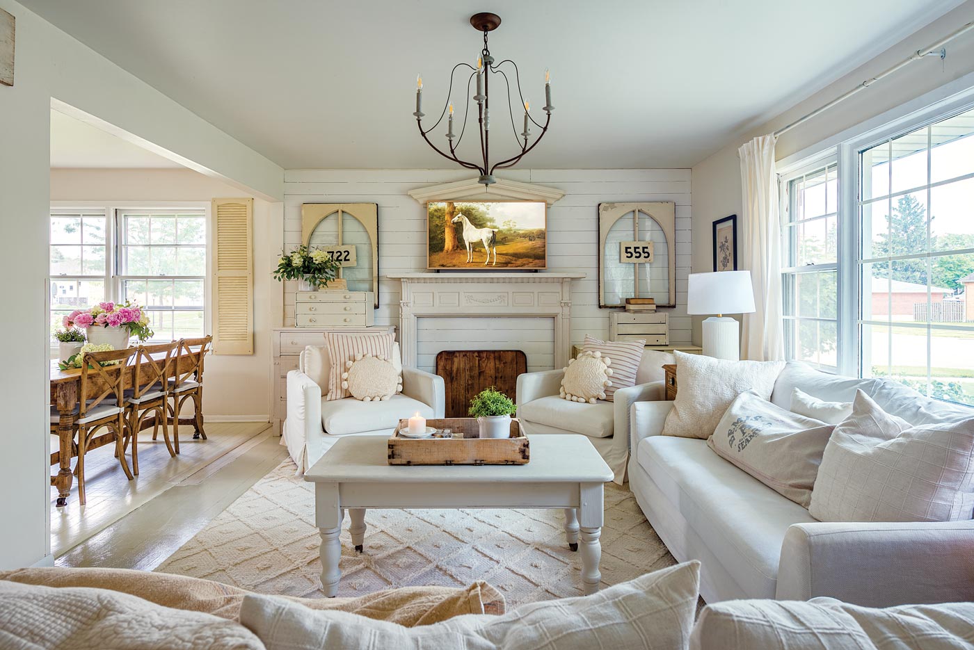 Vintage Living Room Signs | Baci Living Room