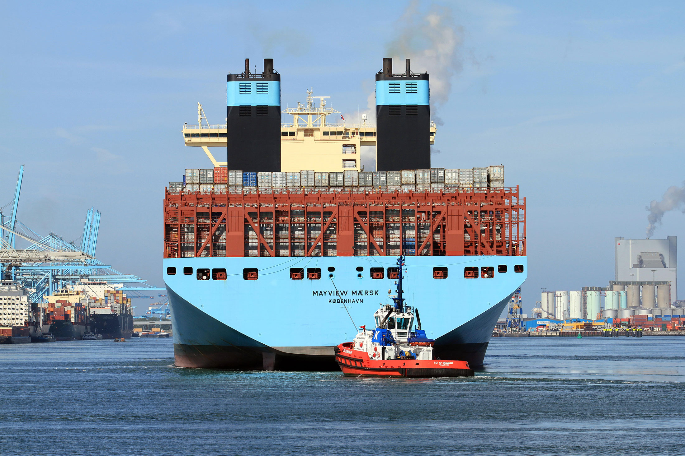 Consumer Demand Slows As Shipping Companies Get New Vessels - Bloomberg