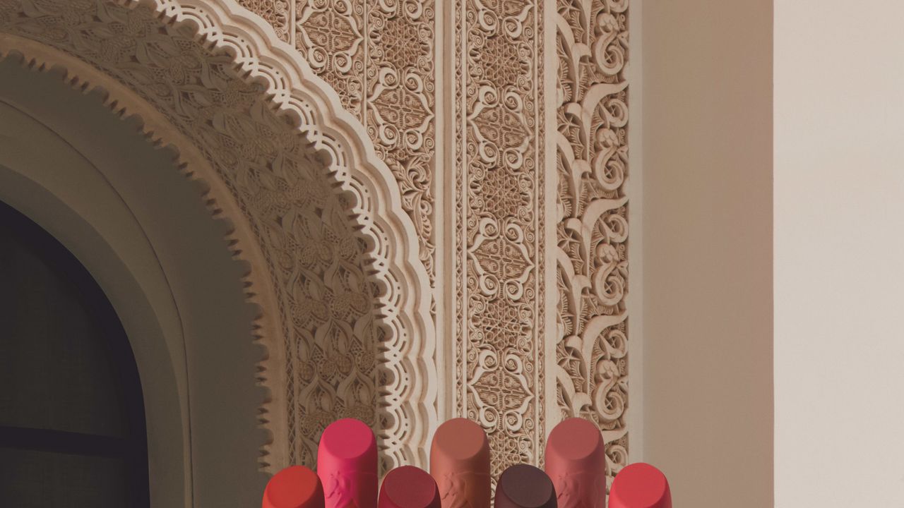 Estée Lauder&#39;s Collaboration With Sabyasachi Celebrates Indian Heritage | Vogue