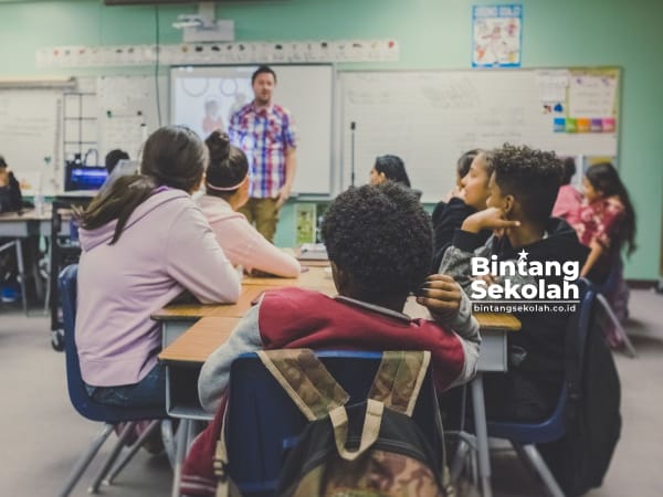 Pengertian Diskusi: Macam, Jenis, Fungsi, Manfaat Dan Tujuan - BintangSekolah.co.id