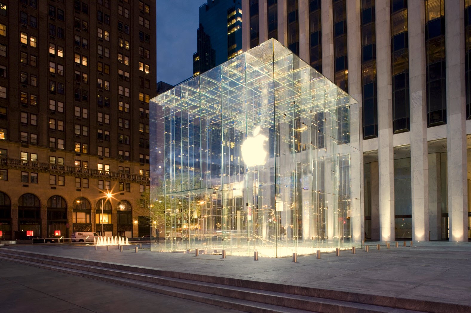 How Apple May Change The Face Of Retail – Tehrani.com – Comm & Tech Blog