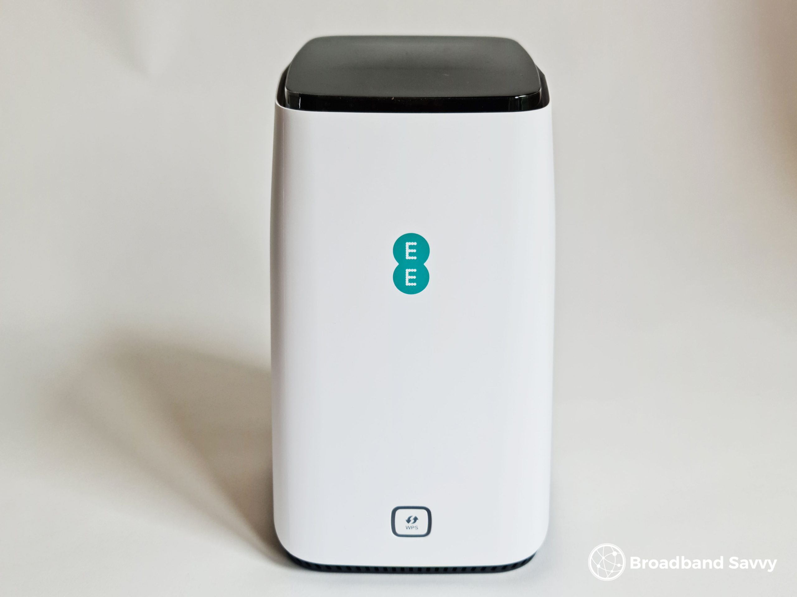 EE 5G Broadband Review| 5GEE Hub Home WiFi Router
