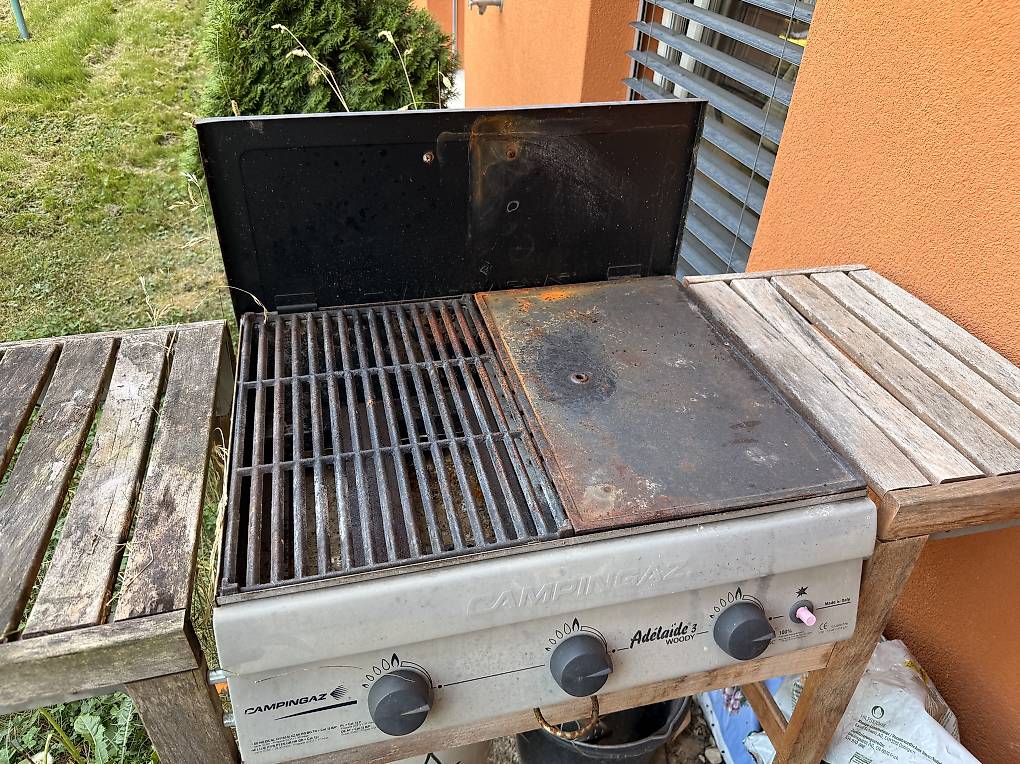 Grille Camping Gaz à Donner Canton Vaud - Anibis.ch