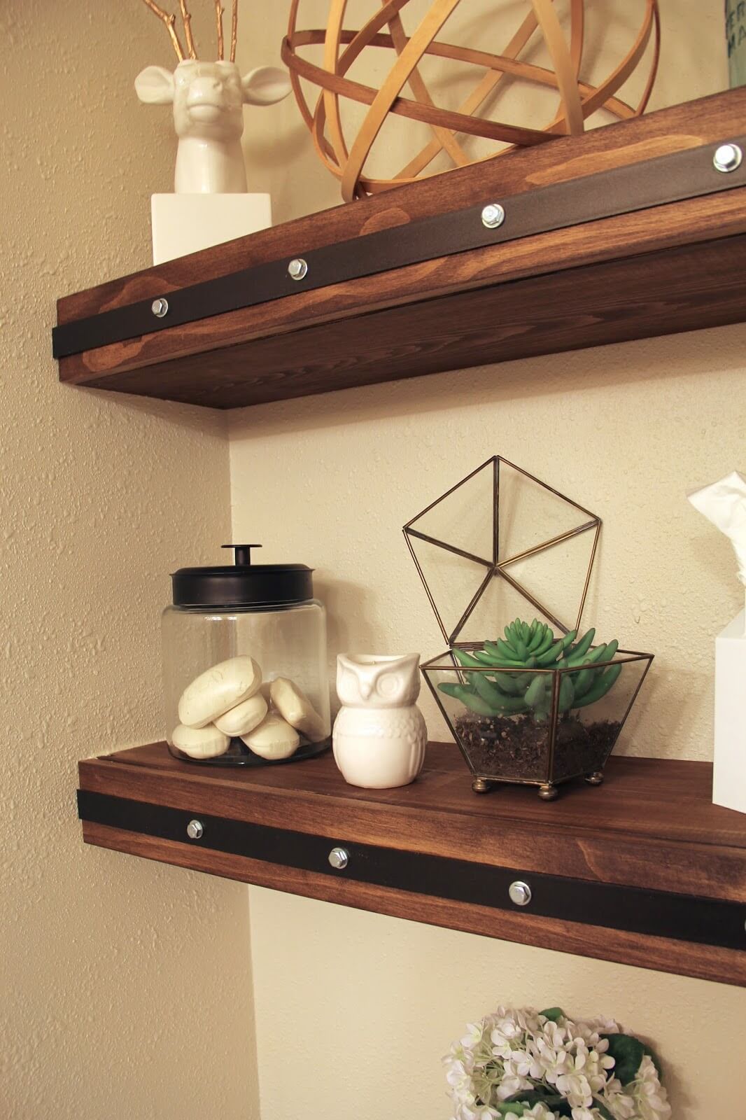 Floating Shelves Decorating Ideas: A Guide to Elevate Your Space – Artourney
