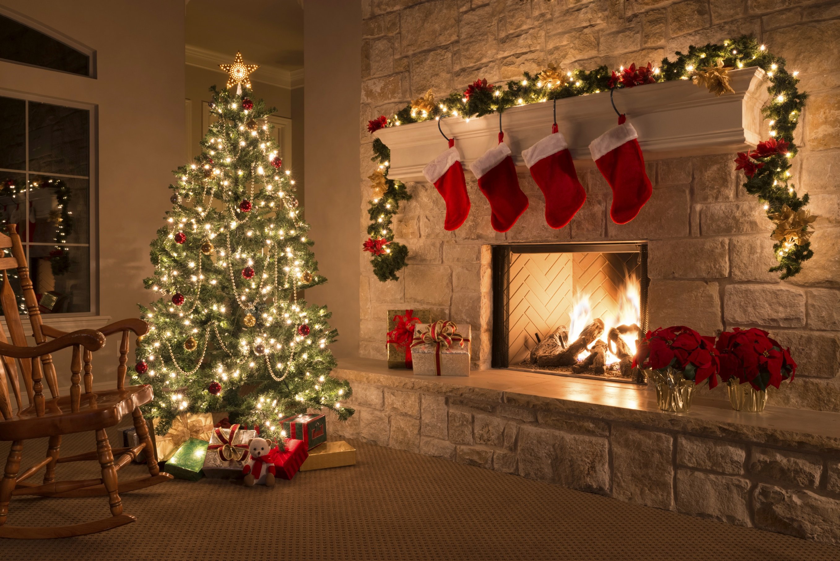 6 Hacks For Saving Money This Christmas - LifeHack