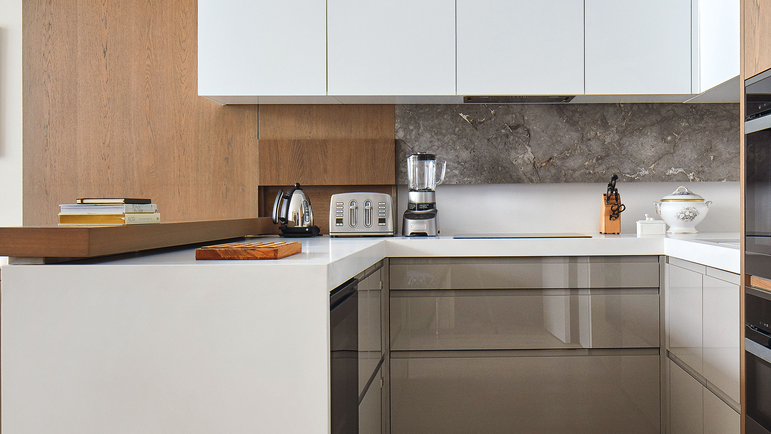 How To Make More Counter Space In A Small Kitchen – 10…