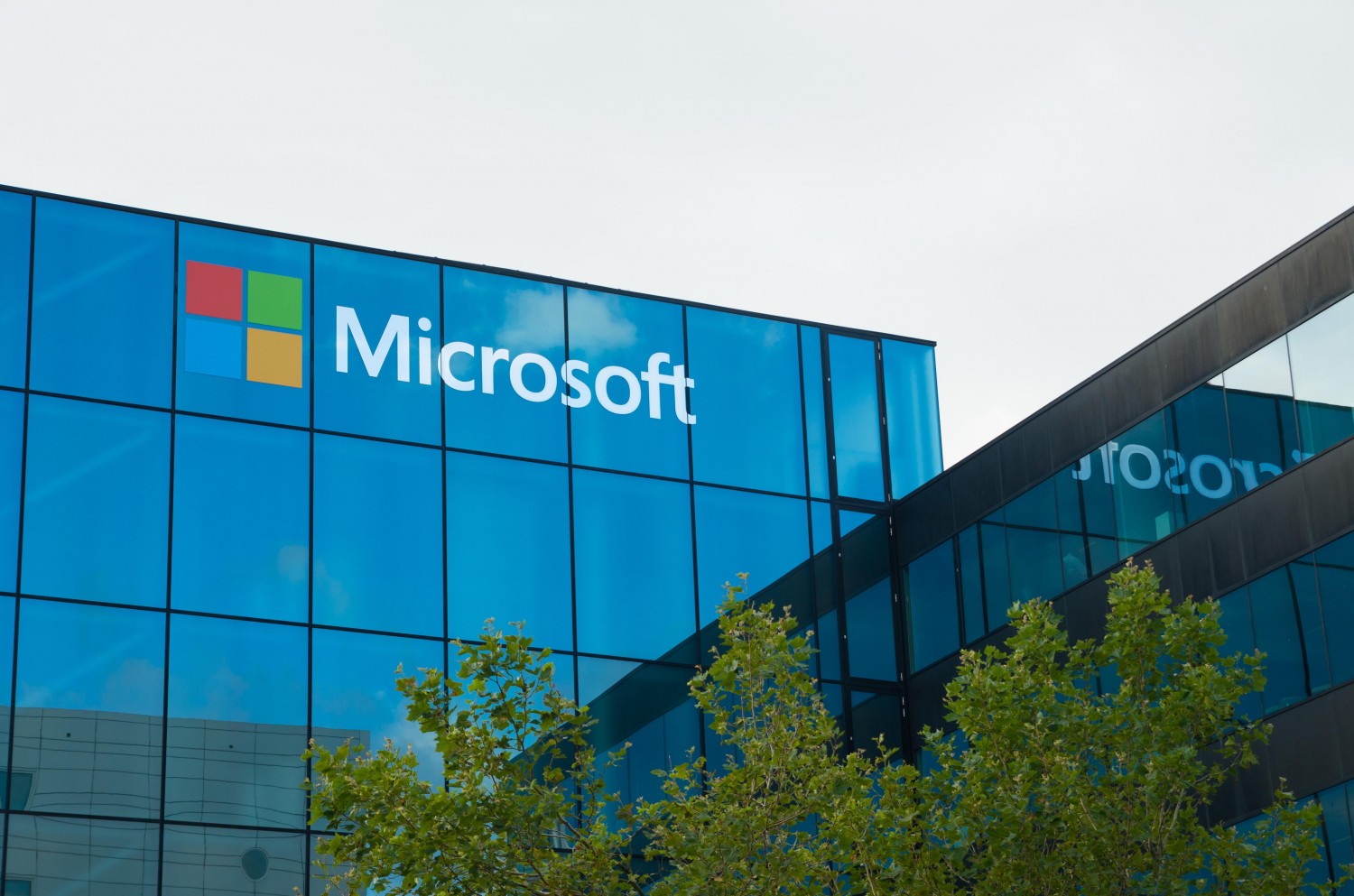 Microsoft (NASDAQ:MSFT) Q1, 2017 Revenue Shows Growth In Several Areas – Analysts Estimates Overcome