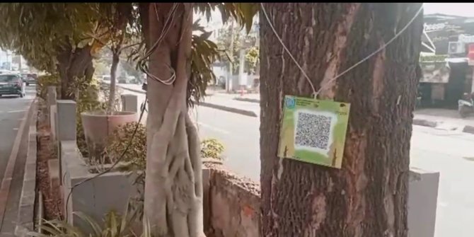 1.500 Pohon Di Depok Ditempel Barcode| Merdeka.com