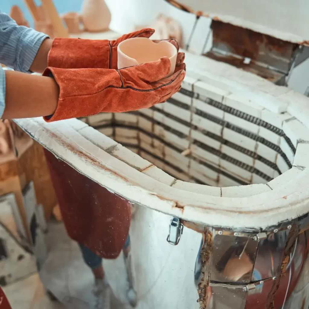 Ceramic Painting: Learn The Basics And Know The Materials - Ceramicartis