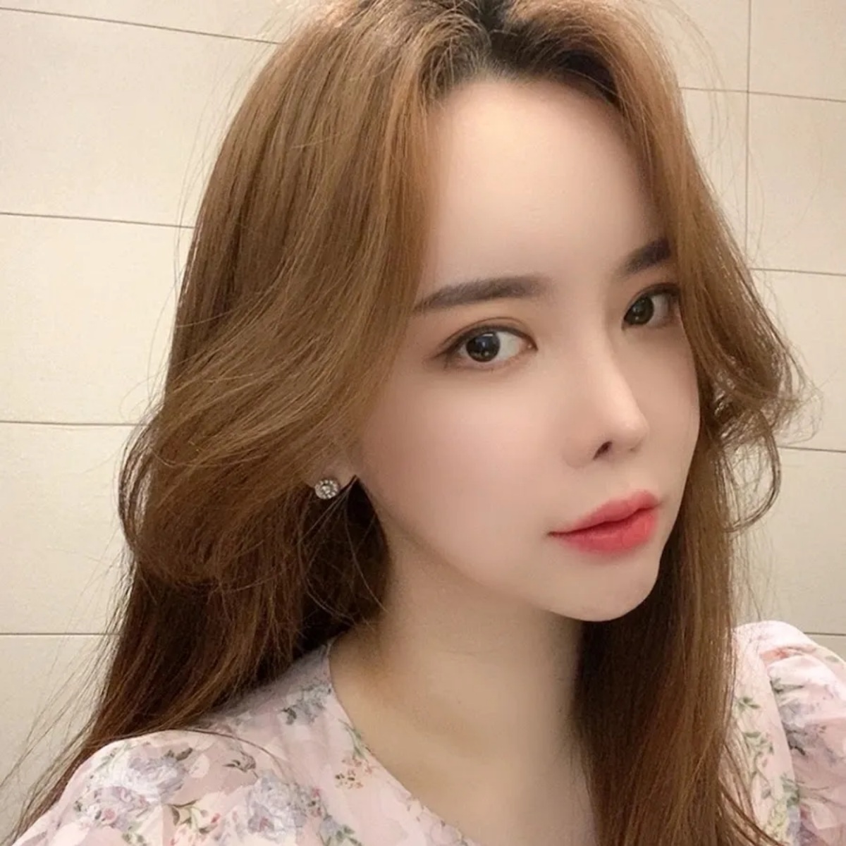 BJ 임블리 사망 암시…몸싸움 벌였던 다른 여성 BJ는 정신병원 입원 - 네이트뷰