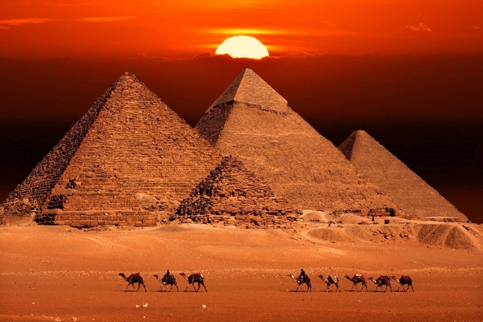 4 Reasons Why The Great Pyramid Of Giza Is The Most Fascinating On Earth — Curiosmos