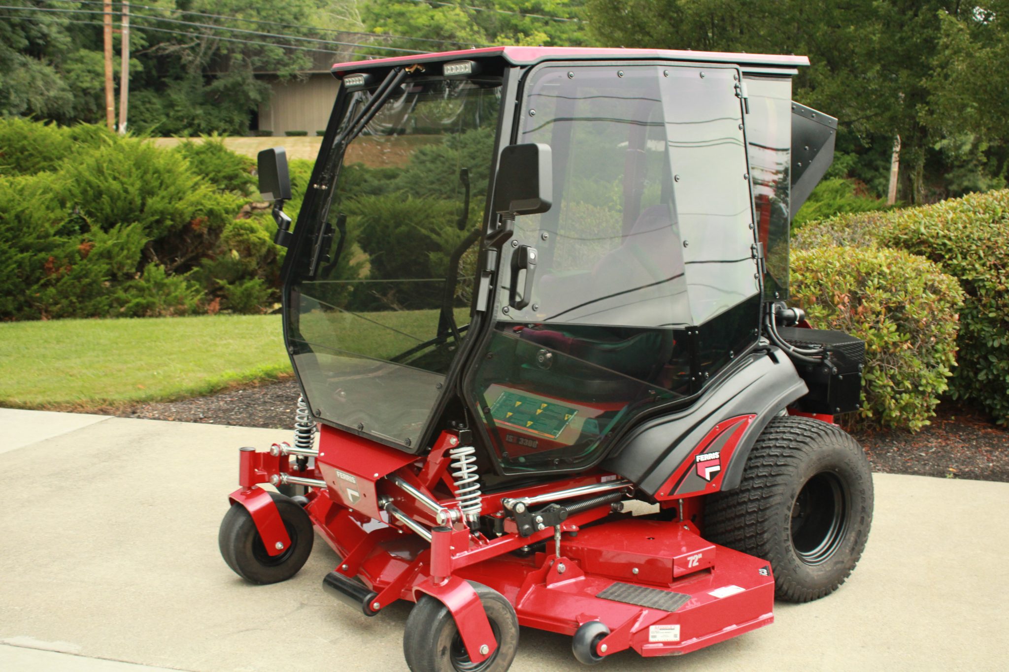 Expanded Premium Air-Conditioned Cab Line With Ferris ISX 3300, Zero Turn Mower