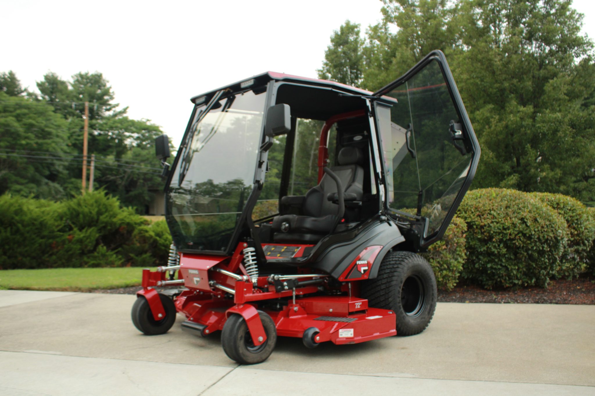 Expanded Premium Air-Conditioned Cab Line With Ferris ISX 3300, Zero Turn Mower - Curtis Industries