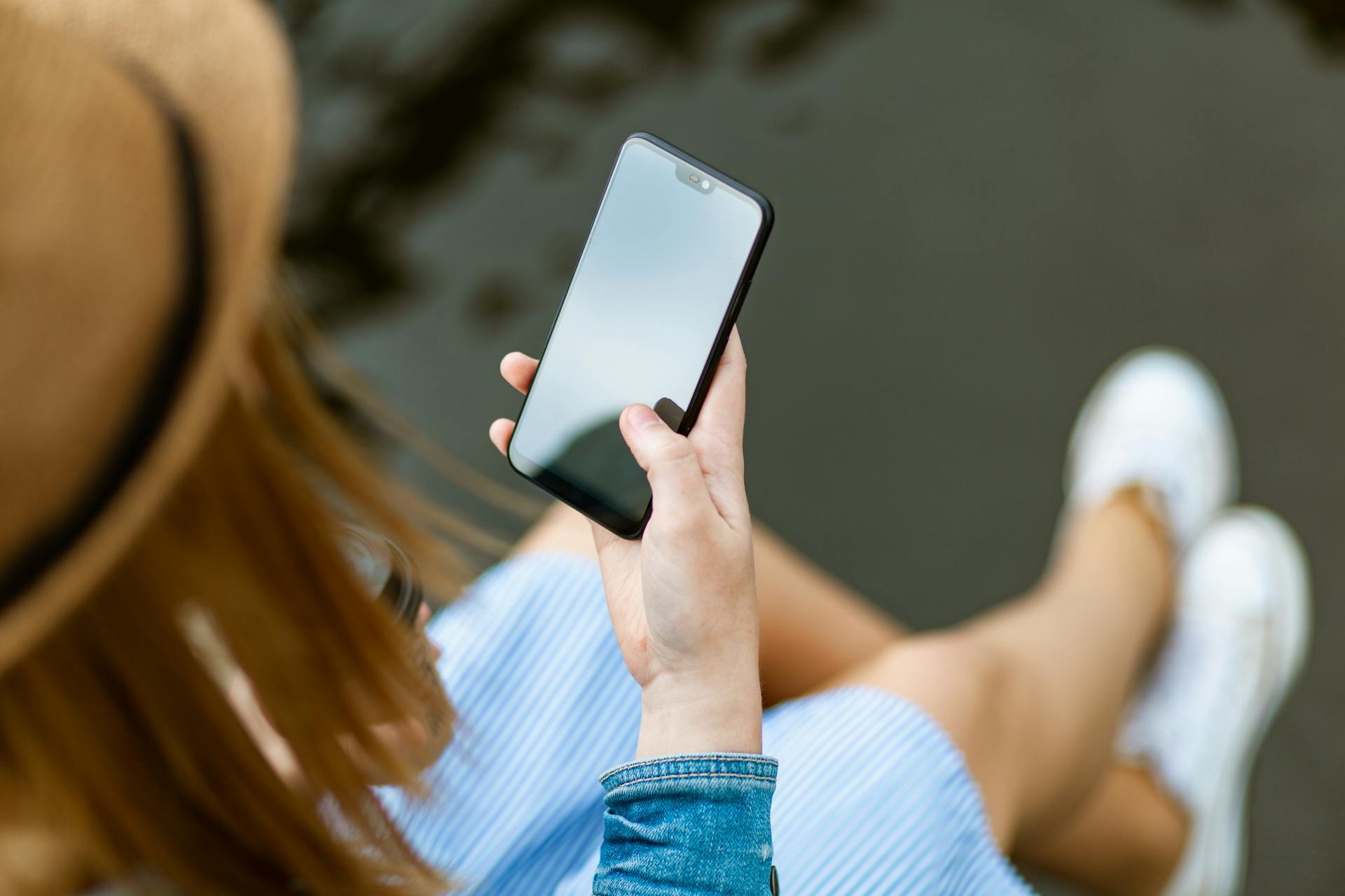 Global smartphone sales fall for first time in six quarters | Cyprus Mail