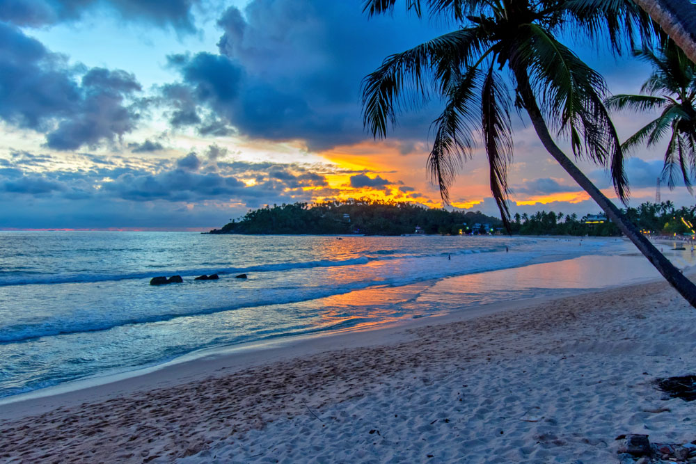 Visit One Of The Most Beautiful Beach Destinations In The World - LYFT Tours Sri Lanka