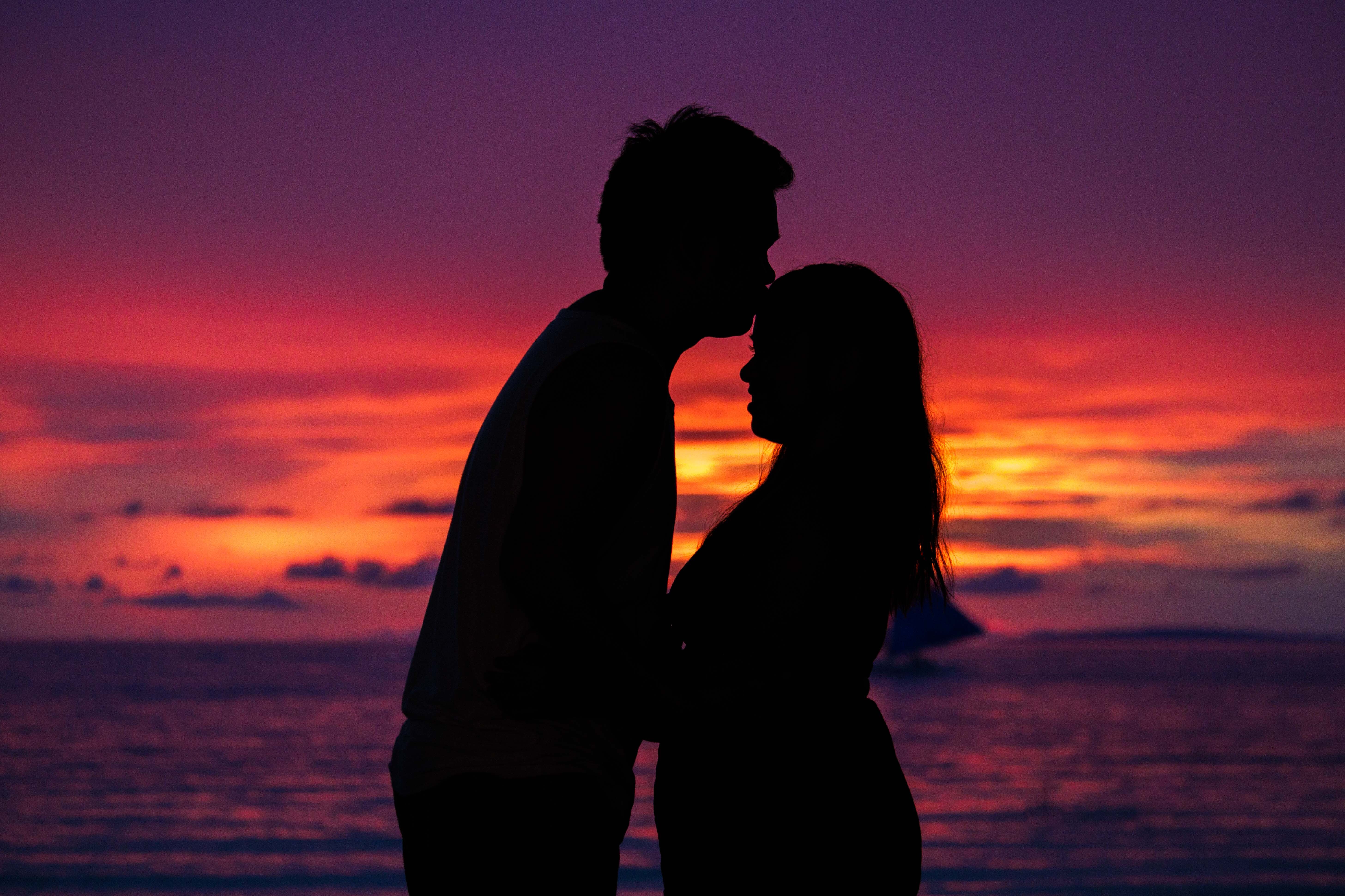 Unique Couples Backgrounds