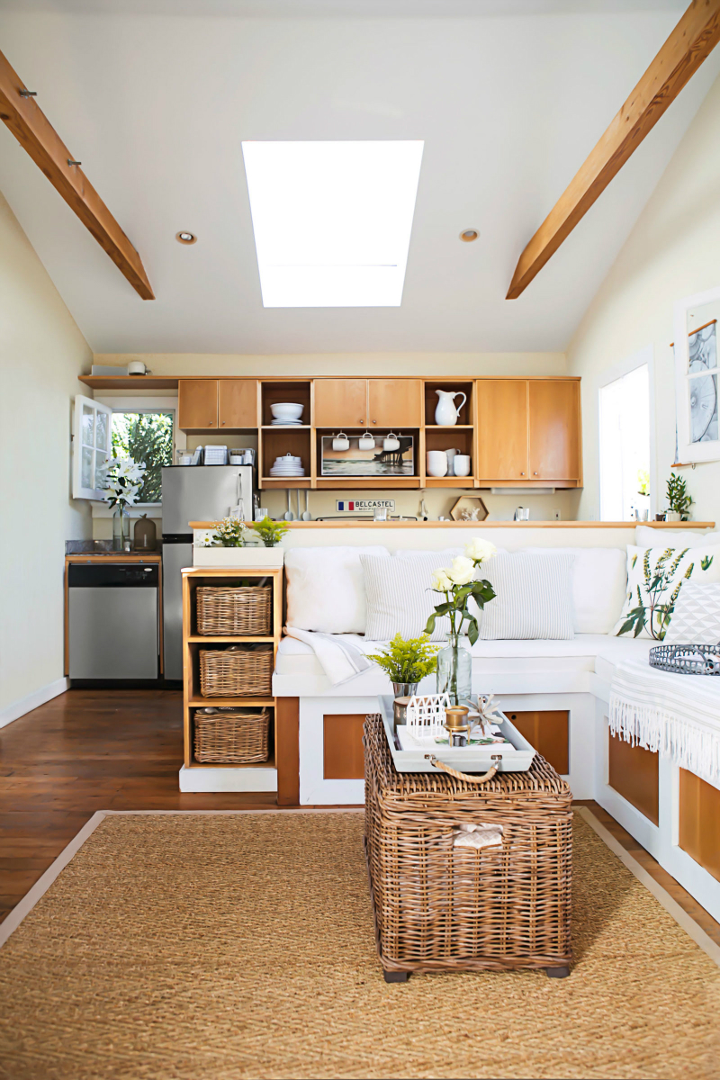 Tips for Living in Small Spaces - Decoholic