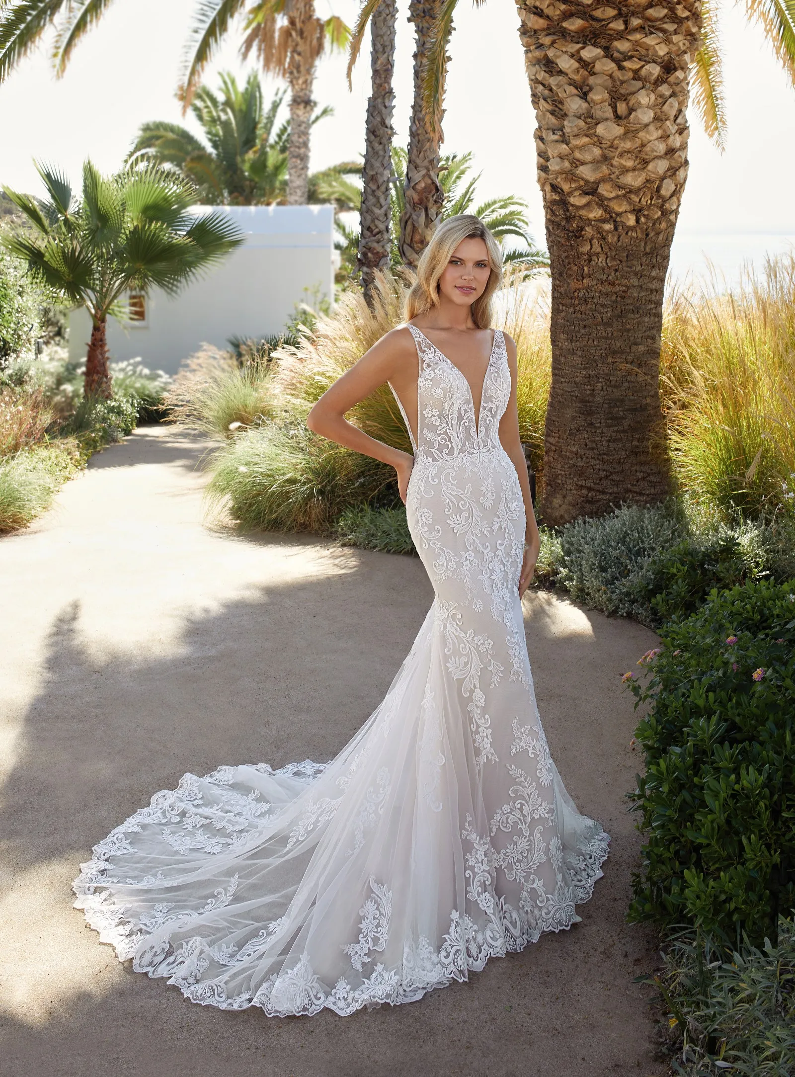 Cosmobella Milano | Rena Elle Couture