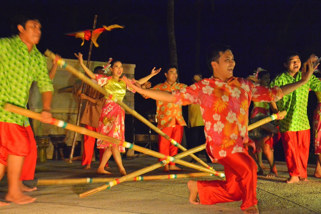 custom and traditions of filipinos