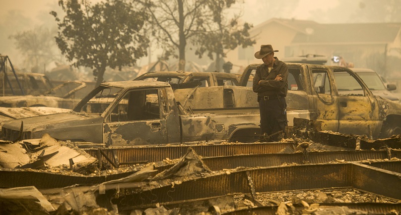 Thousands Flee California Wildfire As Homes Go Up In Flames – EMTV Online