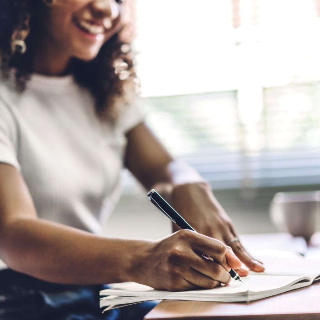 How Online Writing Programs Improve Writing Skills - Essentials in Writing