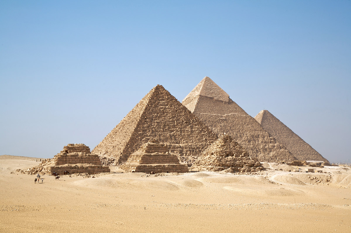 The Pyramids Of Giza Pictures, Photos & Facts - Cairo,