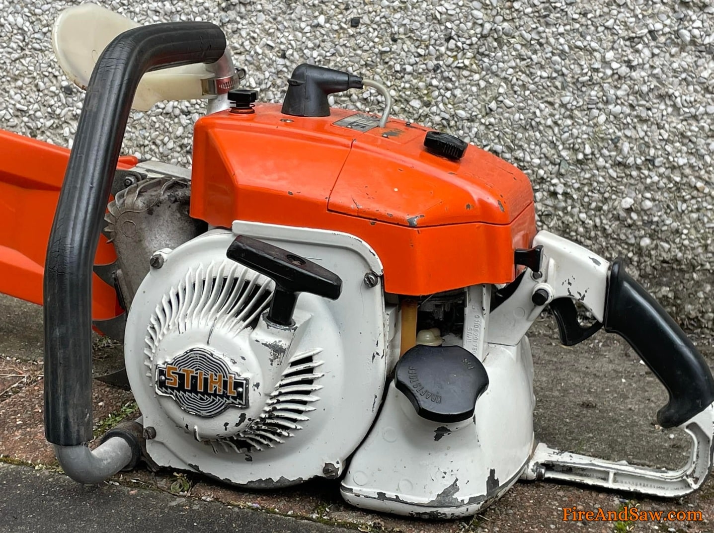The 3 STIHL Chainsaw Logos From Almost 100 Years Of History