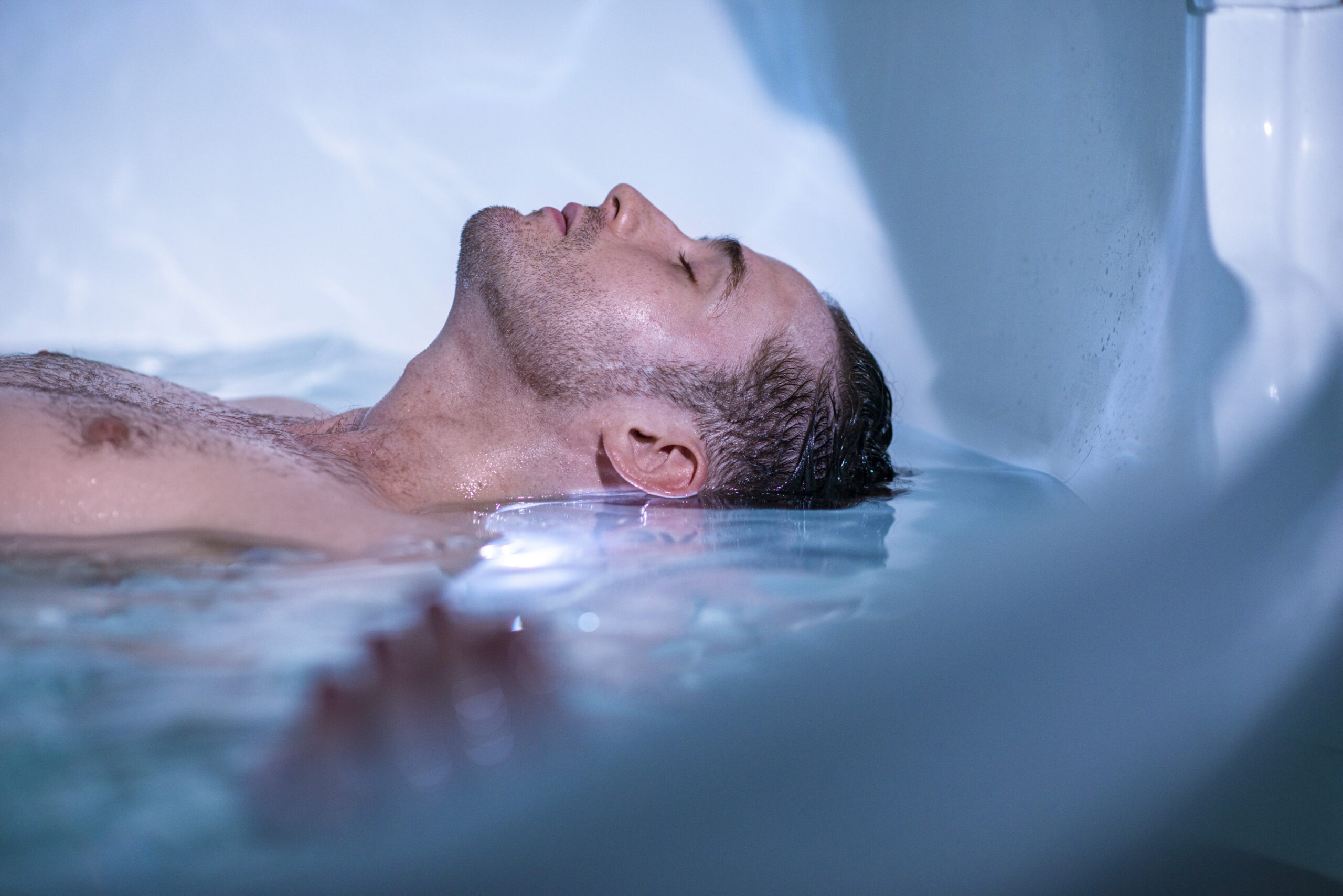 How Floating Therapy Can Help You Meditate - Float Hub