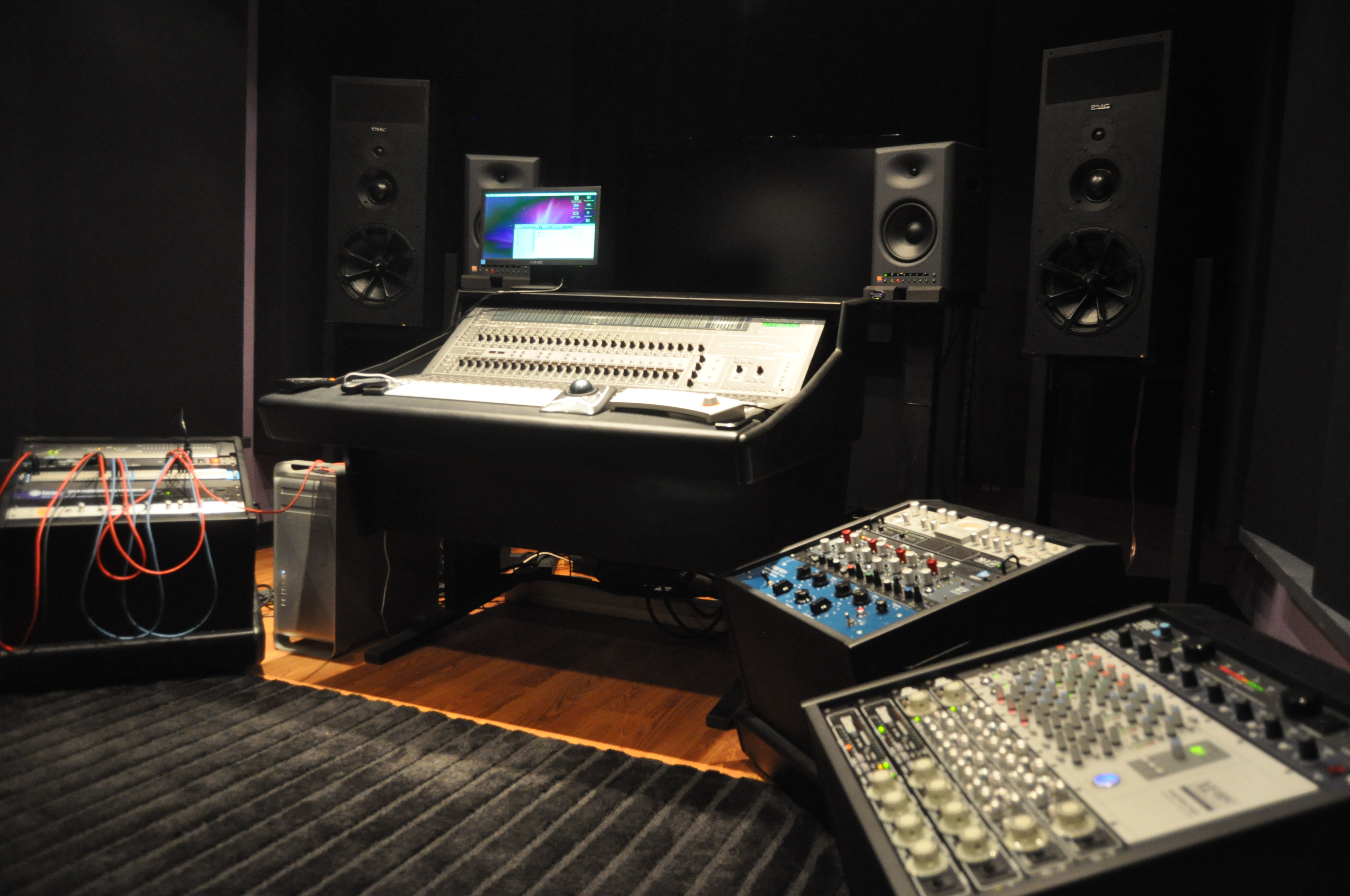 Studio Space| FMG| Chicago Recording Studio