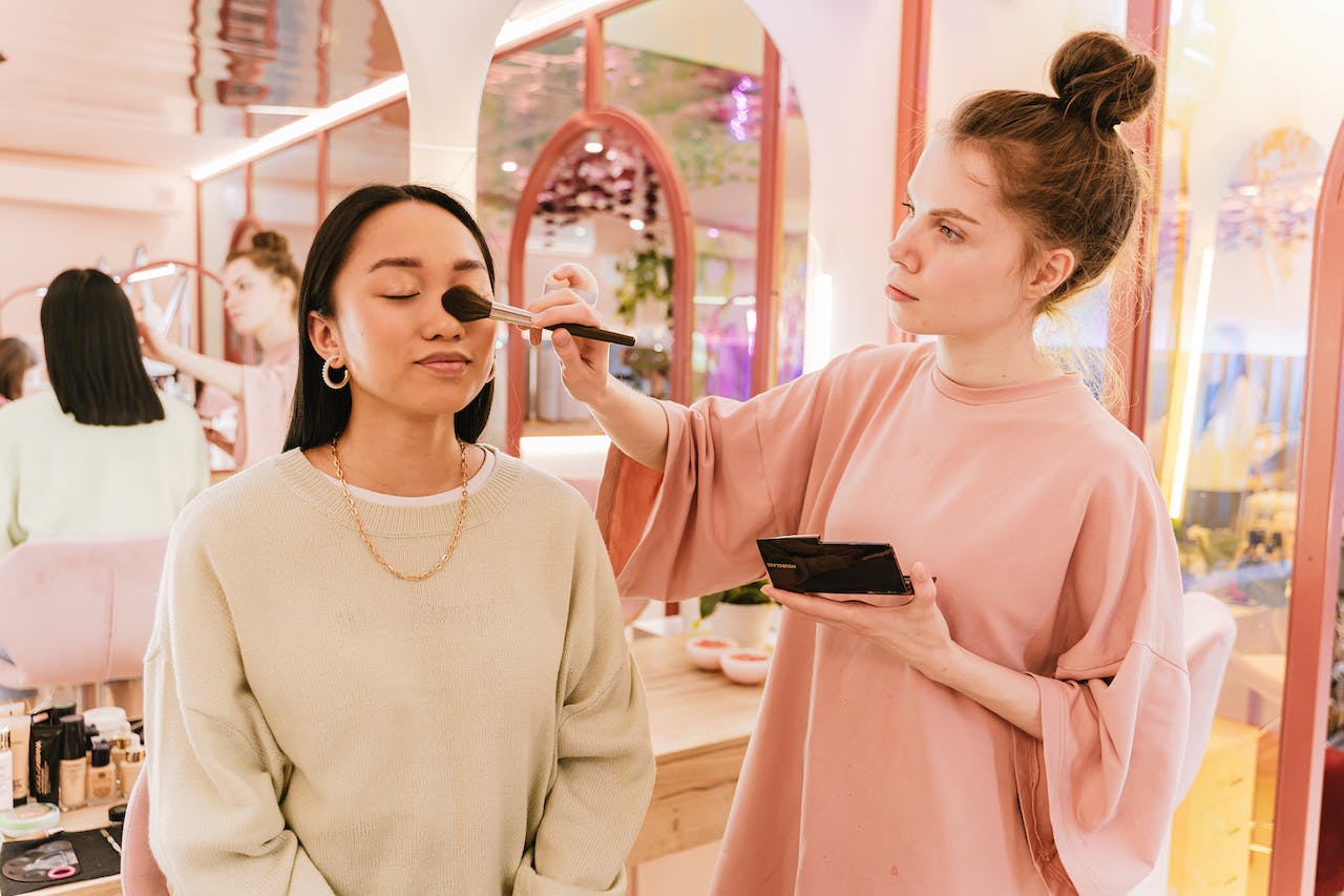 How To Choose Sustainable Beauty Products: A Guide For Conscious Consumers| Greener Ideal