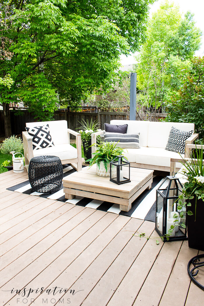 24 Best Outdoor Sitting Area Ideas To Bring Your Space Together In 2021