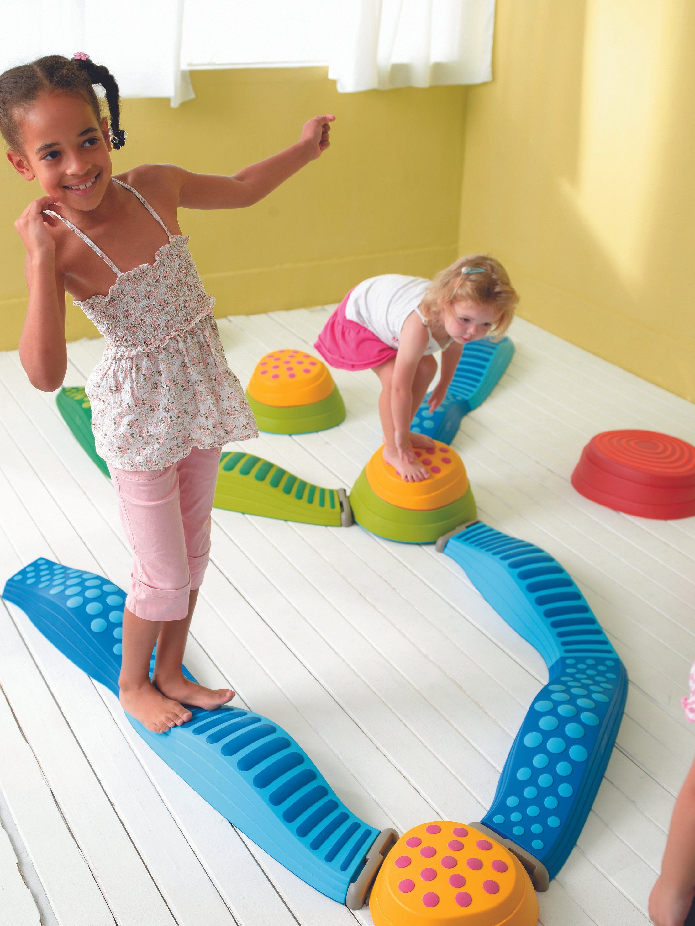 Tactile Stepping Pathway | Muscolatura, Educazione, Bambini