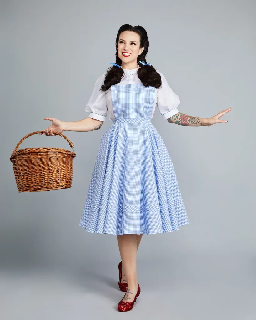 Dorothy From Wizard Of Oz Halloween Costume - Charm Patterns | Circle Skirt Pattern, Dorothy ...