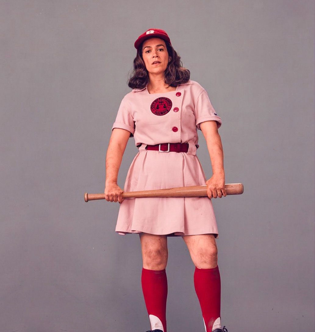 Carson Shaw (Abbi Jacobson), Promo Photo For A League Of Their Own-Amazon (2022) | Abbi Jacobson ...