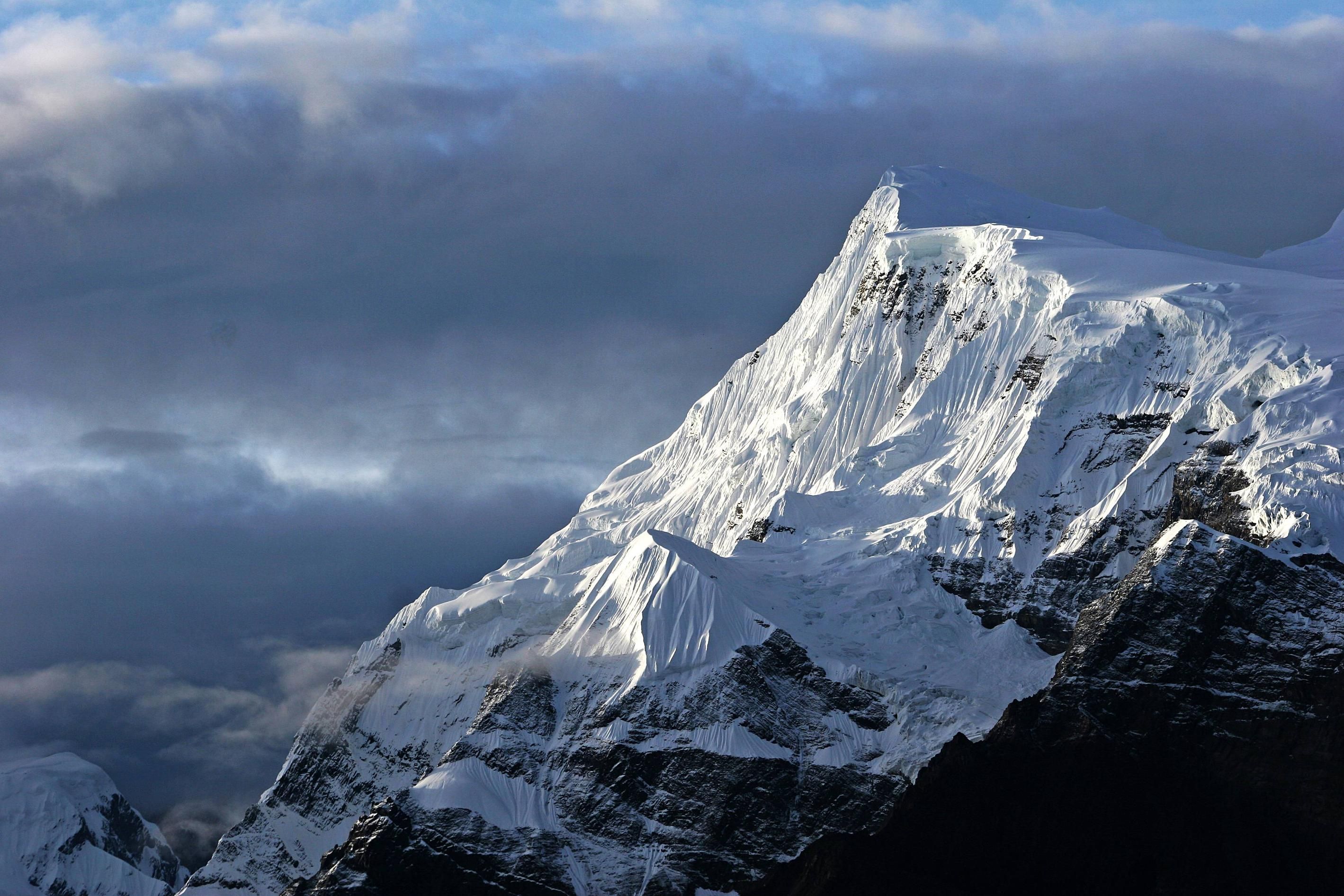 Annapurna III, Taken From The Annapurna Circuit, Nepal | Mountain Wallpaper, Mountain Landscape ...