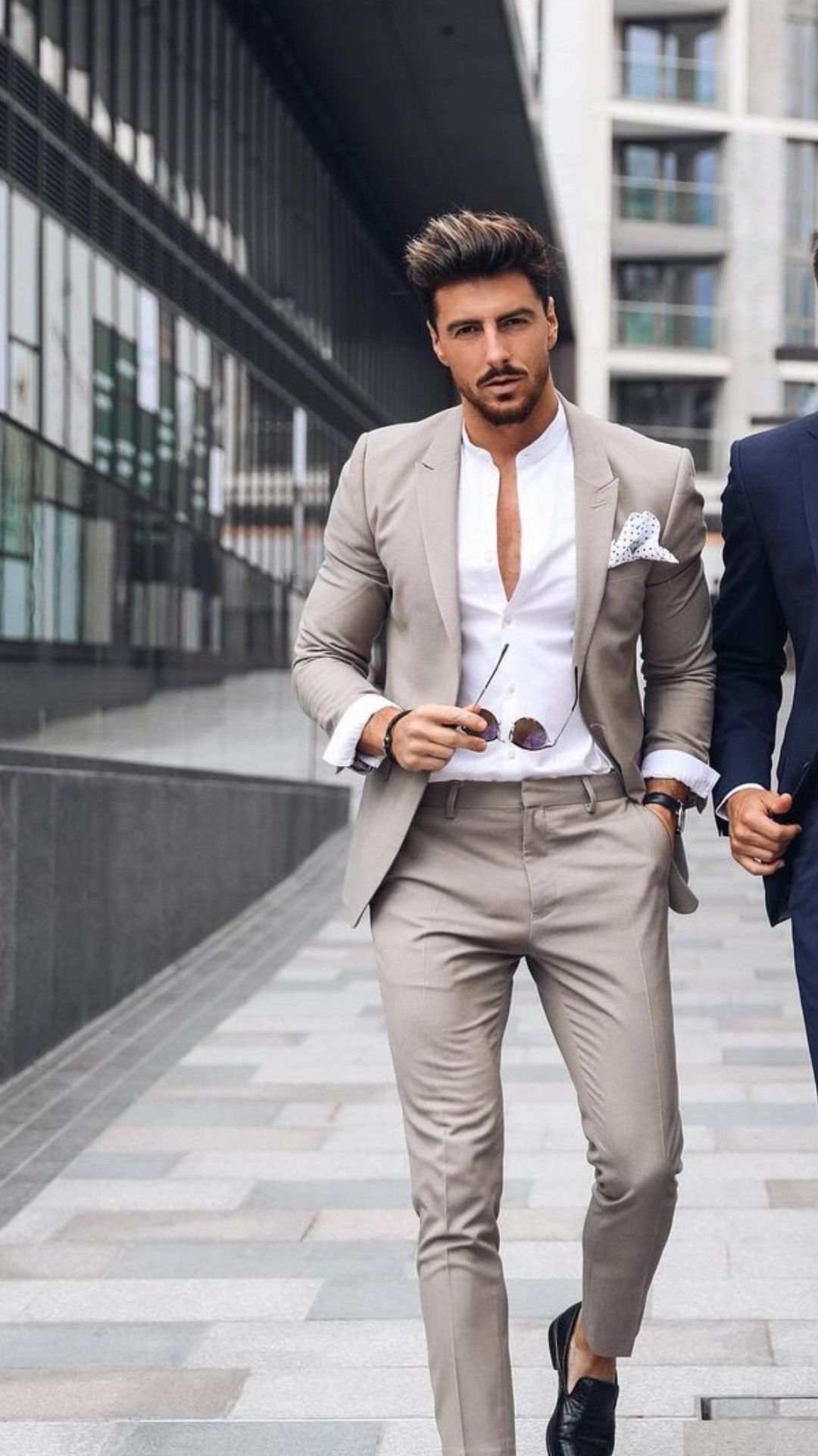 Mens Suits Style Modern, Mens Casual Suits, Classy Suits, Dress Suits For Men, Mens Fashion ...