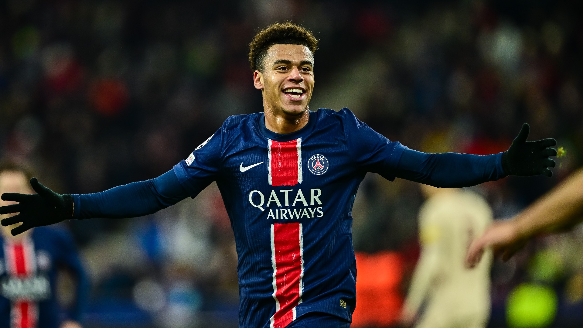 PSG&#39;s Desire Doue Given €300M Asking Price Amid Man United Interest