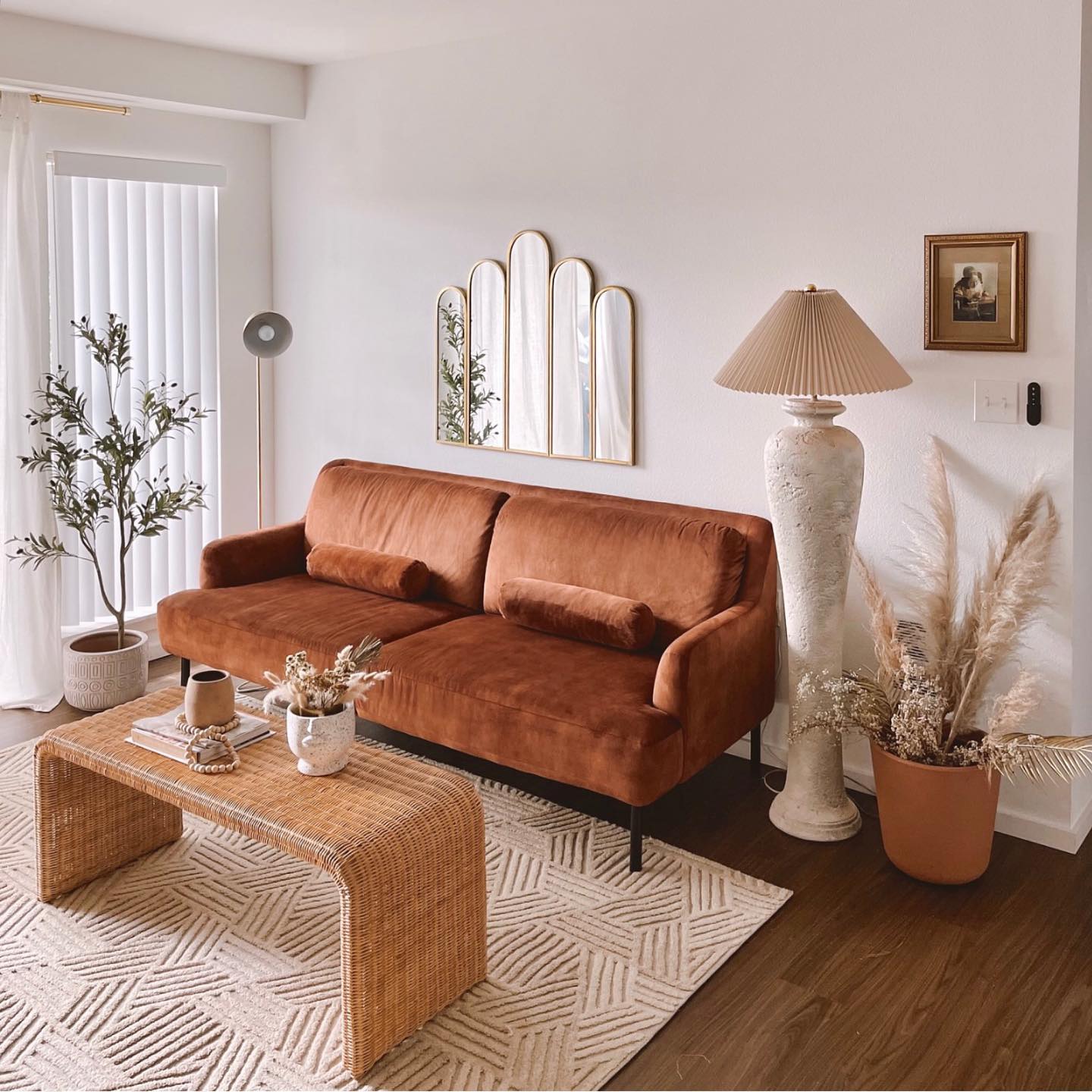 38 Cozy and Warm Living Room Ideas | Rugs Direct