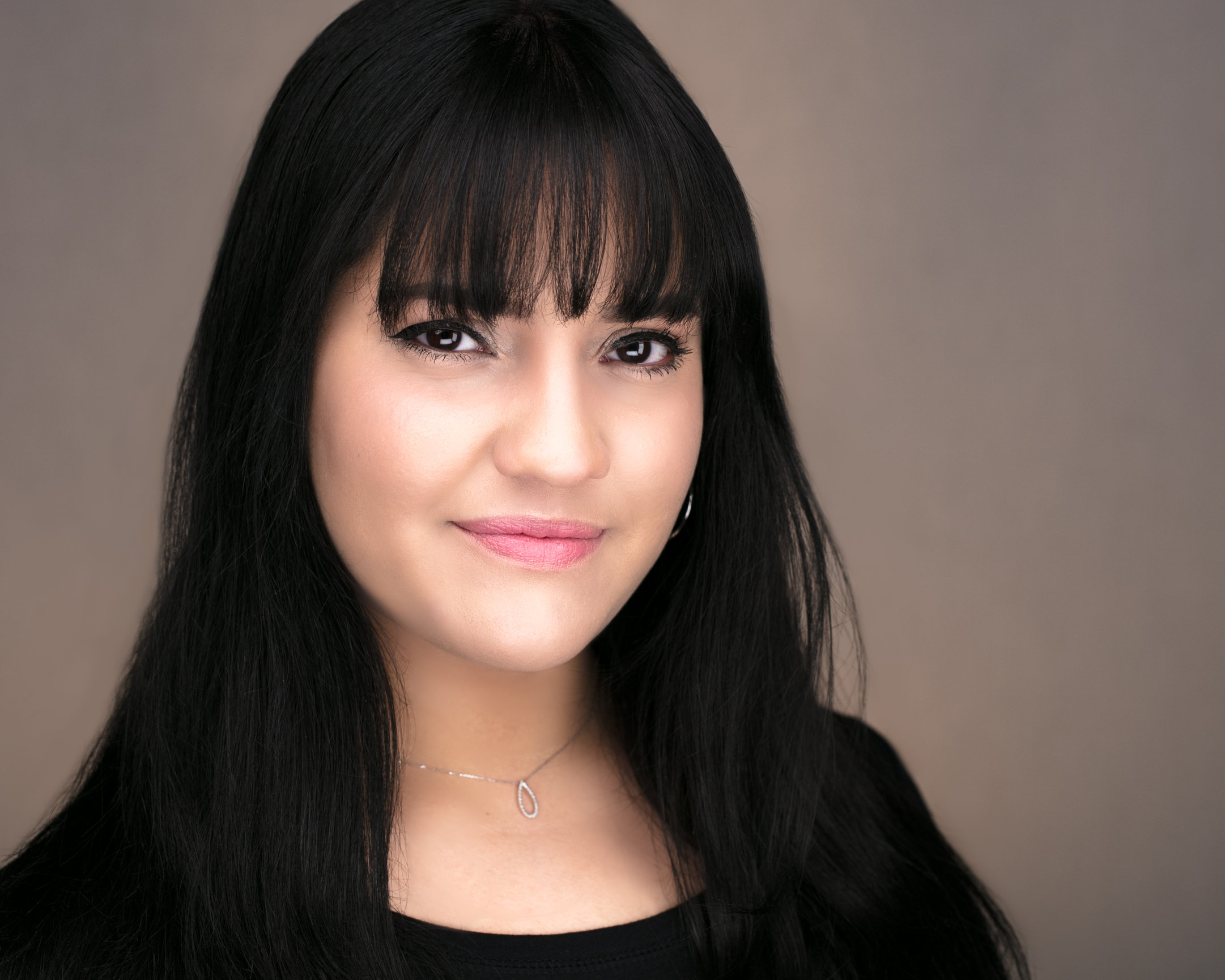 Capturing Confidence: The Power Of Body Language In Portraiture - Jane Haas Photography...