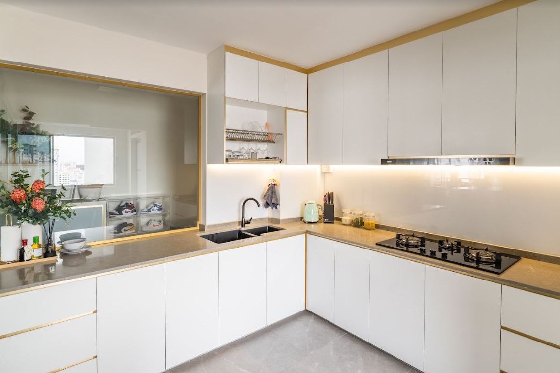 Spacious L-Shaped Kitchen Cabinet Design| Livspace