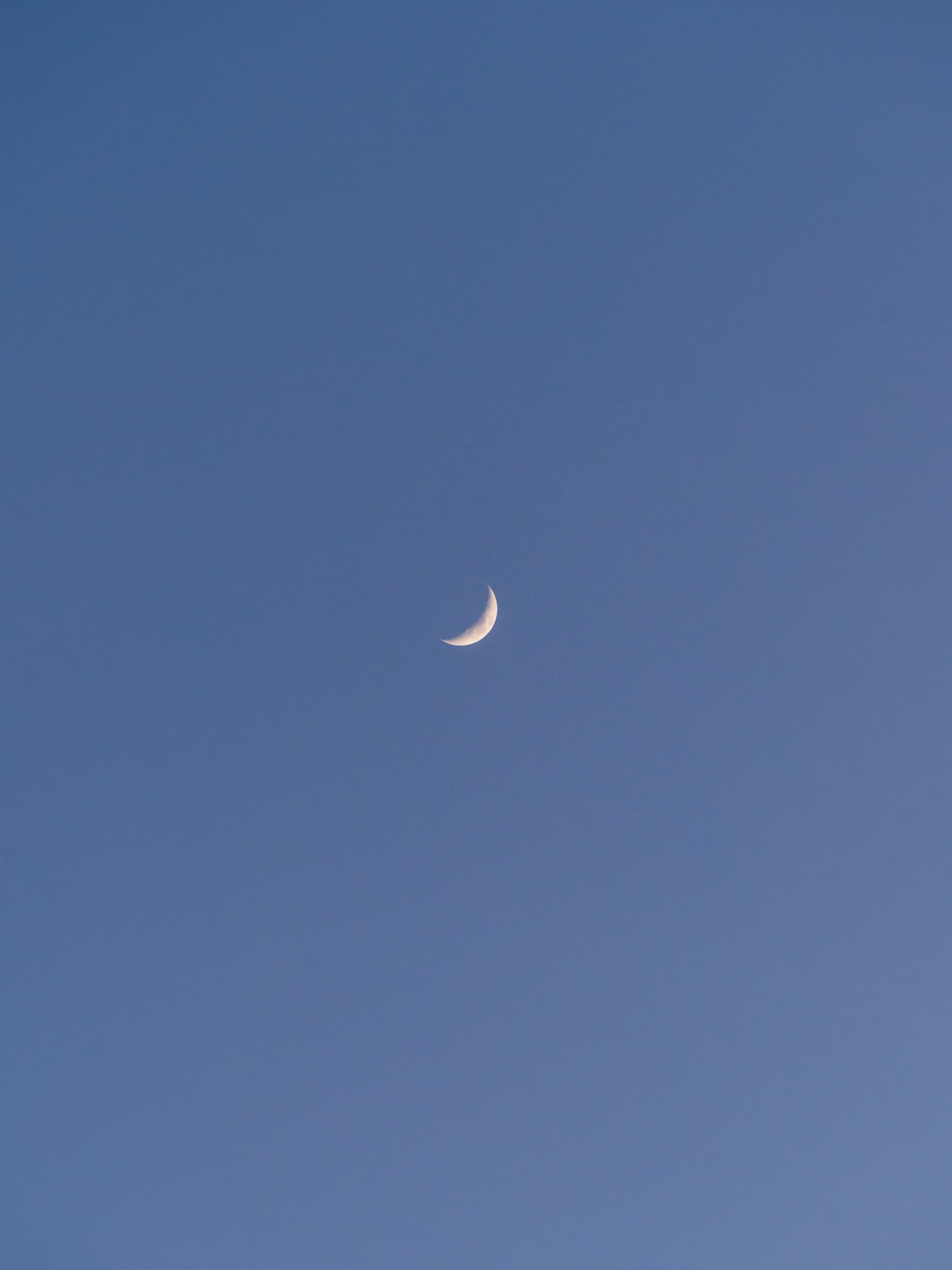 Month, Blue Sky Wallpaper 1620x2160 IPad 10.2 (2019) 7