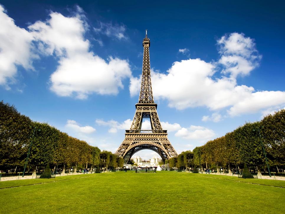 Tak Hanya Menara Eiffel, Ini Sederet Lokasi Romantis Di Paris: Okezone Travel