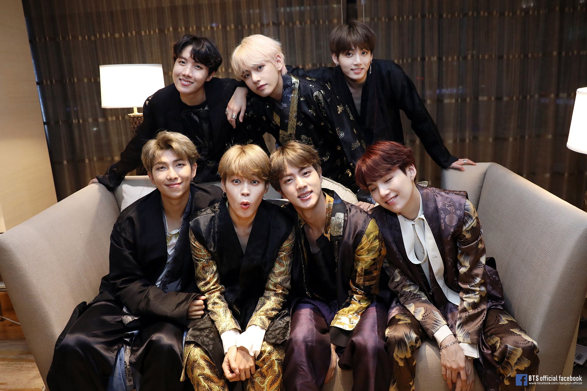 BTS Canta Primeira Música Inteira Em Inglês Em &#39;Waste It On Me&#39; | Jovem Pan