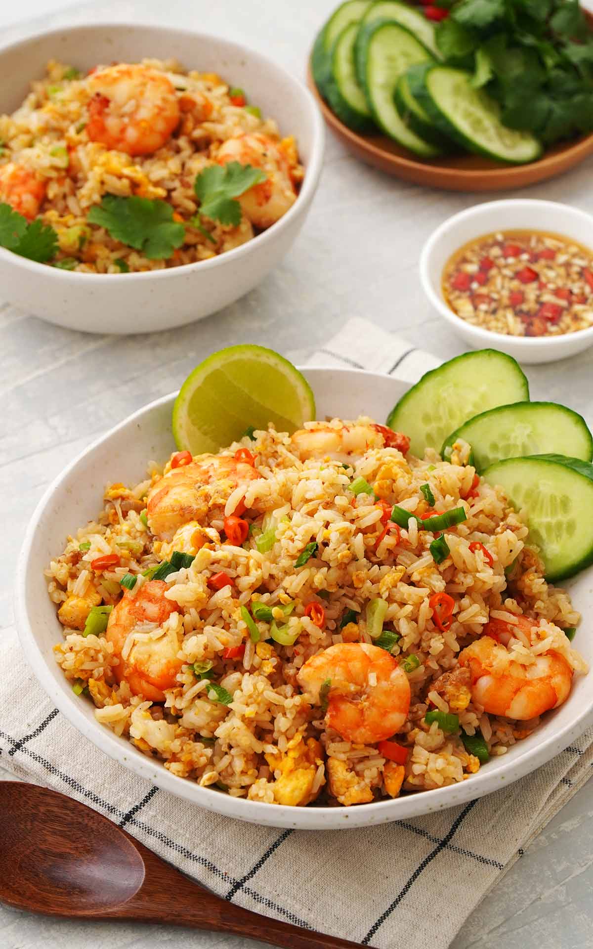 Khao Pad ( Thai Fried Rice ) - Khin&#39;s Kitchen