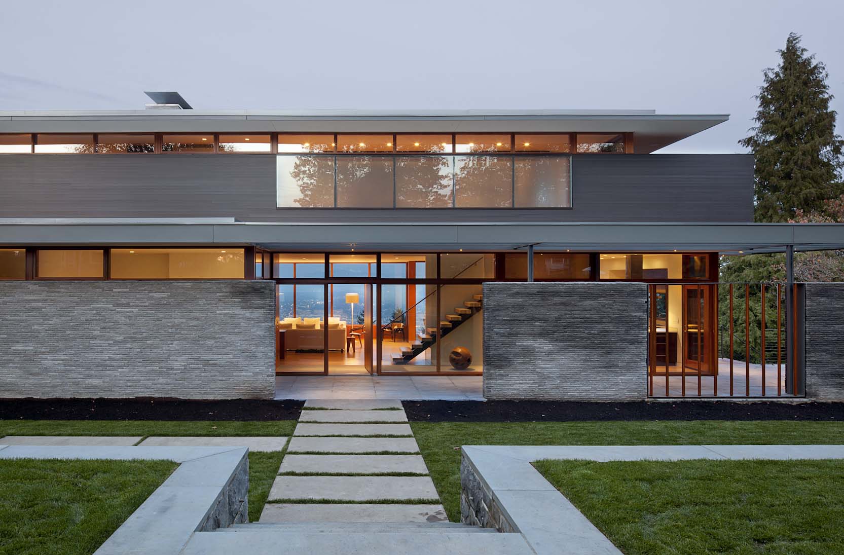 Residential Design Inspiration: Modern Homes in an Urban Setting - Studio MM Architect